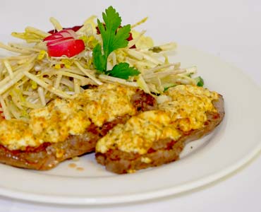 Gelber Löwenzahnsalat