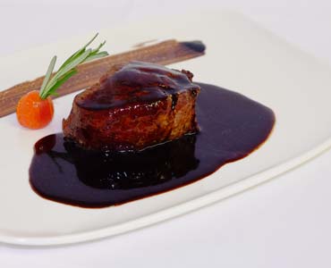 Filet in Rotwein - Balsamicosauce
